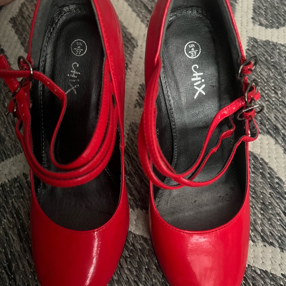 Glossy Red High Heel Pumps with Straps